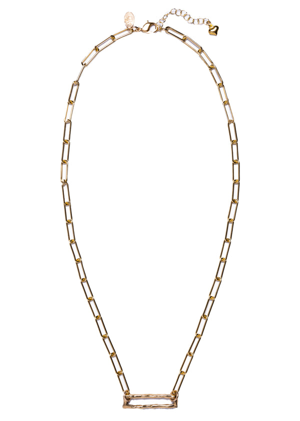 Bar with Selene Chain